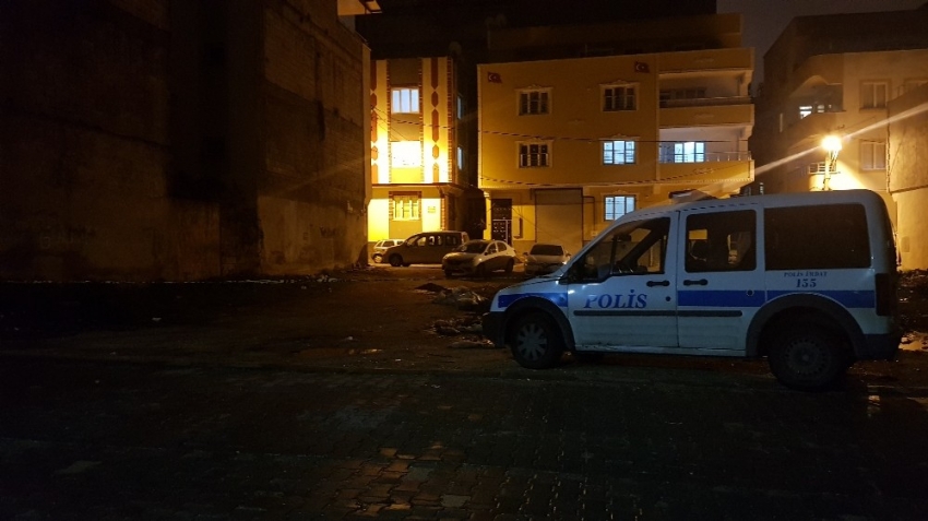 Dur ihtarına uymayan şüpheli polise ateş açtı