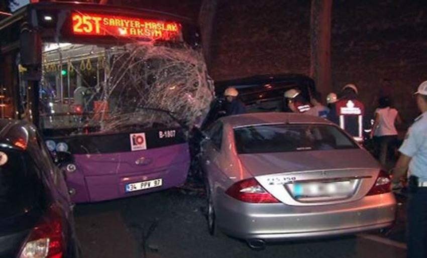 İstanbul'da zincirleme kaza: 2 ölü