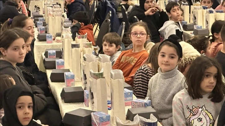 Berlin'de Şehitlik Camisi’nde çocuklara özel iftar programı düzenlendi