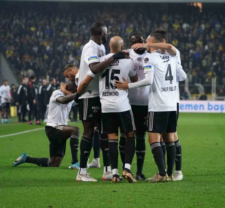 Beşiktaş’ta derbi öncesi 4 sakat, 1 cezalı
