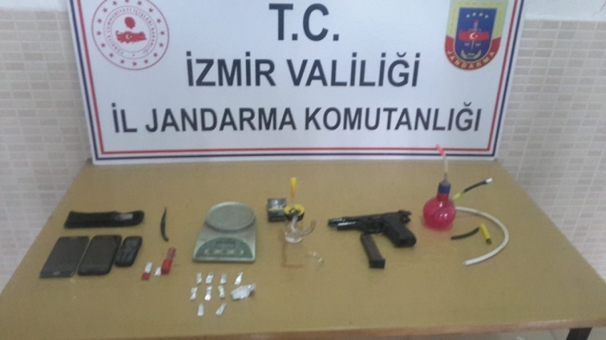 İzmir’de jandarmadan huzur operasyonu: 31 kişi yakalandı