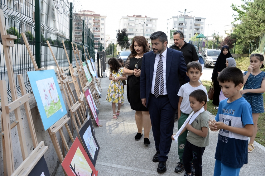 Osmangazi Bilgi Evi öğrencilerinden renkli sergi