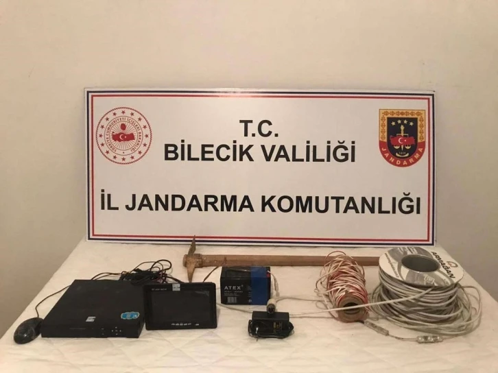 Bilecik’te tarihi eser kaçakçılarına suçüstü
