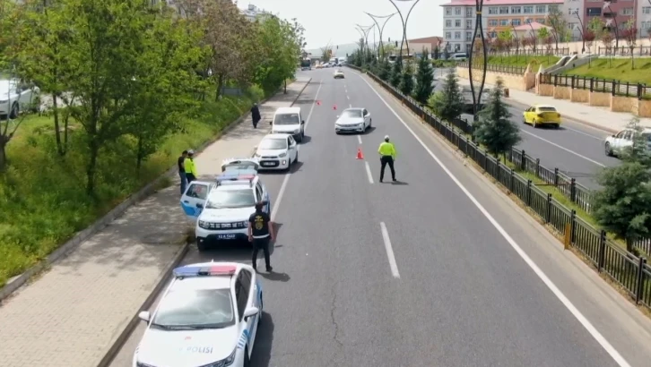 Bingöl’de dron destekli trafik denetimleri sürüyor
