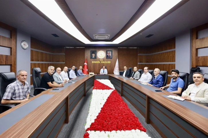 Bingöl Kent Konseyi, çalışmalar hakkında Vali Usta’ya bilgi verdi
