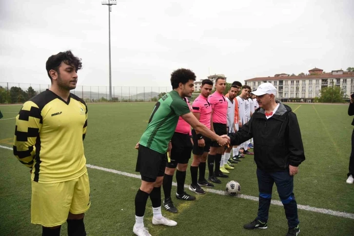 Birimler arası futbol turnuvası başladı
