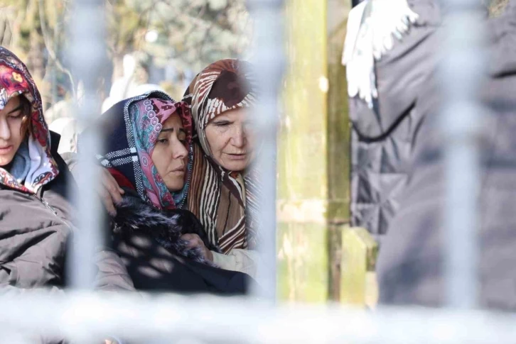 Böcek ilacı faciasında hayatını kaybeden çocuğa acı veda
