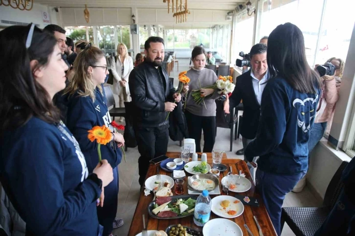 Bodrum Belediyesi Bodrumspor Kulübü Derneği, 8 Mart Dünya Kadınlar Günü’nde "Bodrum’un İncileri" ile bir araya geldi
