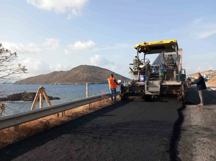 Bodrum’da sıcak asfalt çalışmaları devam ediyor
