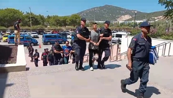 Bodrum’da silahlı çalışmanın zanlıları adliyeye sevk edildi
