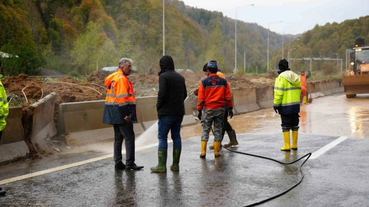 Bolu Dağı Tüneli İstanbul istikameti trafiğe açıldı
