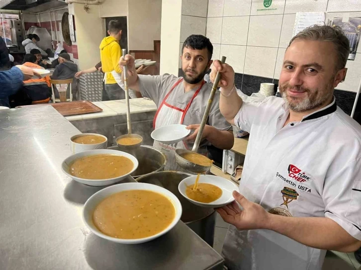 Bu lokantada 15 yıldır iftar yemekleri ücretsiz
