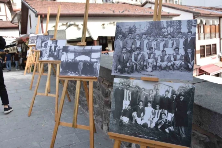 Bu sergi geçmişe götürdü
