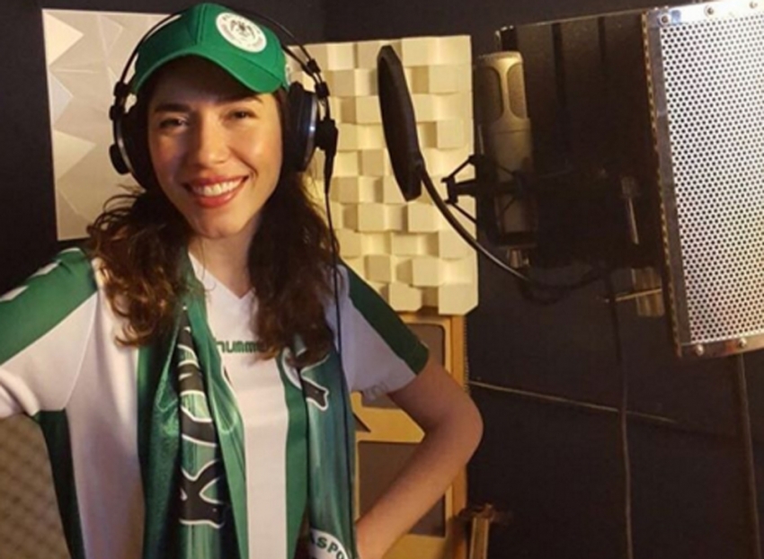 Burcu Güneş’ten Konyaspor marşı