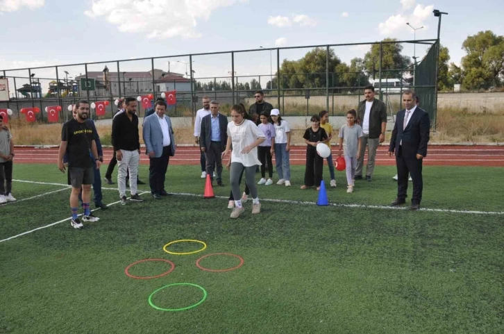 Bulanık’ta spor şenliği yapıldı
