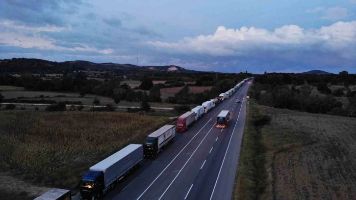 Bulgaristan’daki sistem güncellemesi sınırda tır kuyruğuna yol açtı