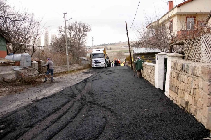 Bünyan’da Cami Kebir ve Sağlık Mahalleleri Asfalta Kavuşuyor
