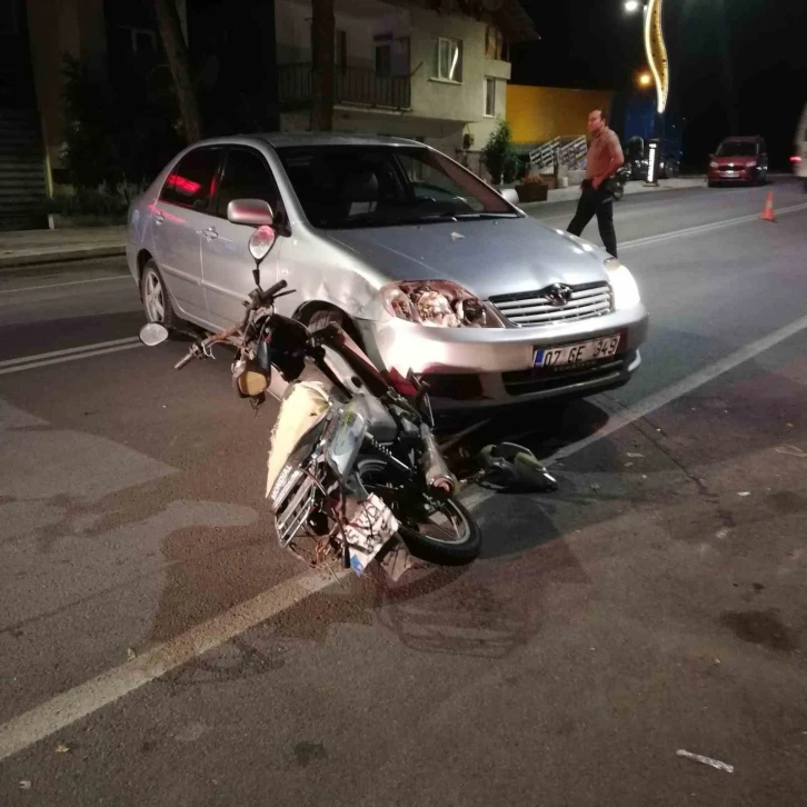 Burdur’da motosiklet ile otomobil çarpıştı: 1 yaralı