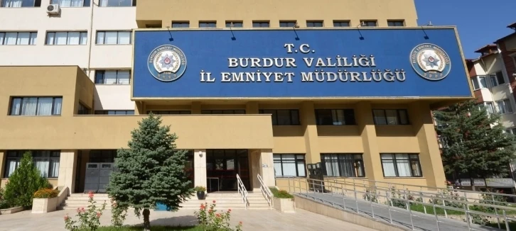 Burdur’da sahte araç satışı dolandırıcılığı yapan 1 kişi hakkında işlem başlatıldı
