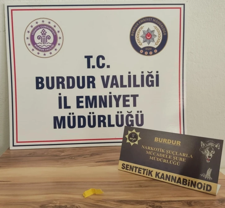 Burdur’da uyuşturucu operasyonunda 3 tutuklama
