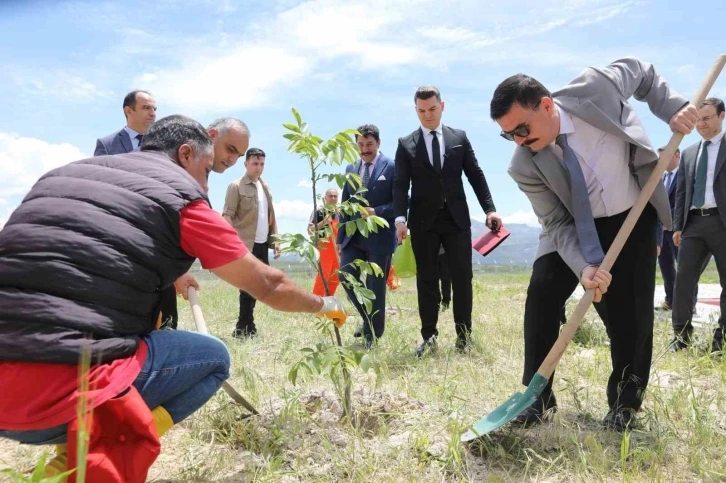 Burdur’da yeni cezaevi kampüsünde fidan dikim etkinliği düzenlendi
