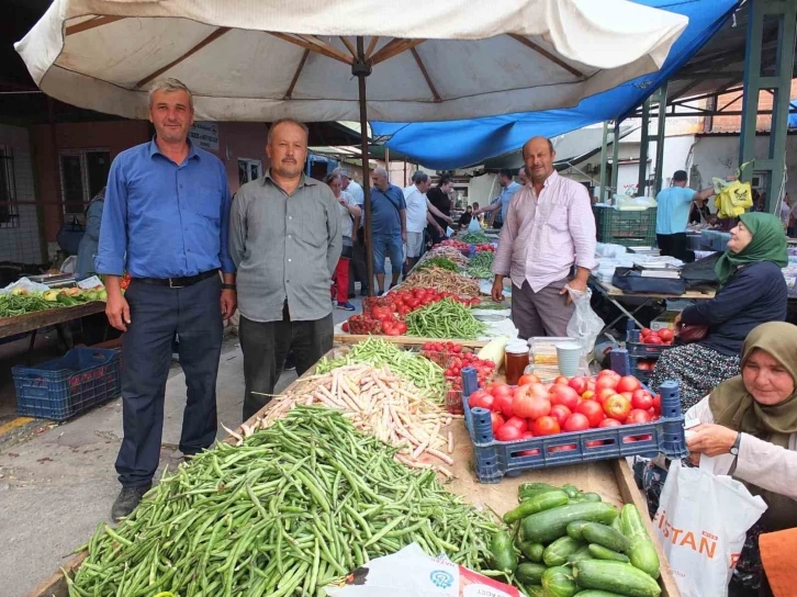 Burhaniye’de organik sezonu başladı
