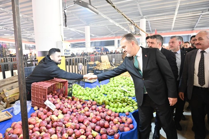 Bursa Büyükşehir Belediyesi'nden Arabayatağı'na modern pazaryeri 