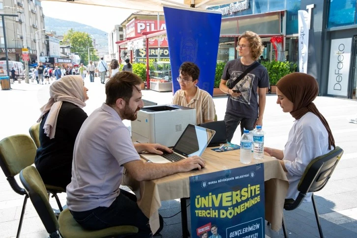 Bursa Büyükşehir Belediyesi'nden gençlere ücretsiz danışmanlık desteği 