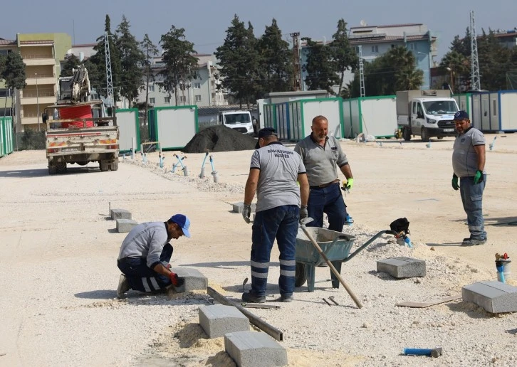 Bursa Büyükşehir'den geçici barınmaya hızlı çözüm