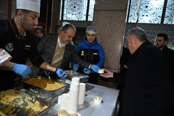 Bursa camilerinde kandil coşkusu