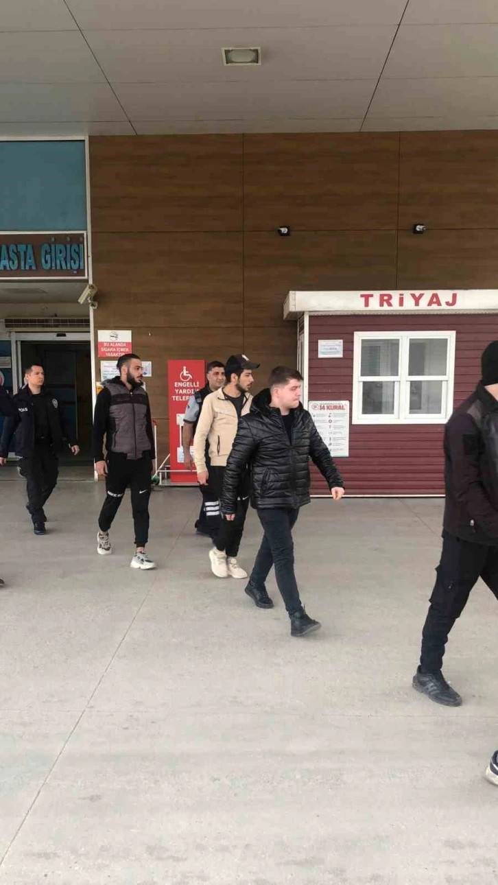 Bursa’da 12 kaçak göçmen yakalandı