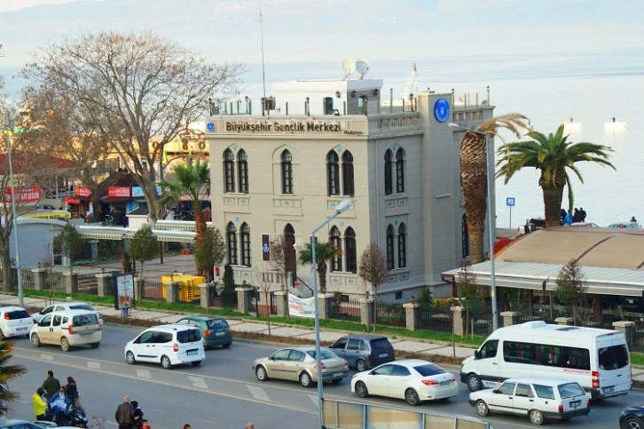 Bursa’da deniz manzarası eşliğinde ders çalışma imkanı