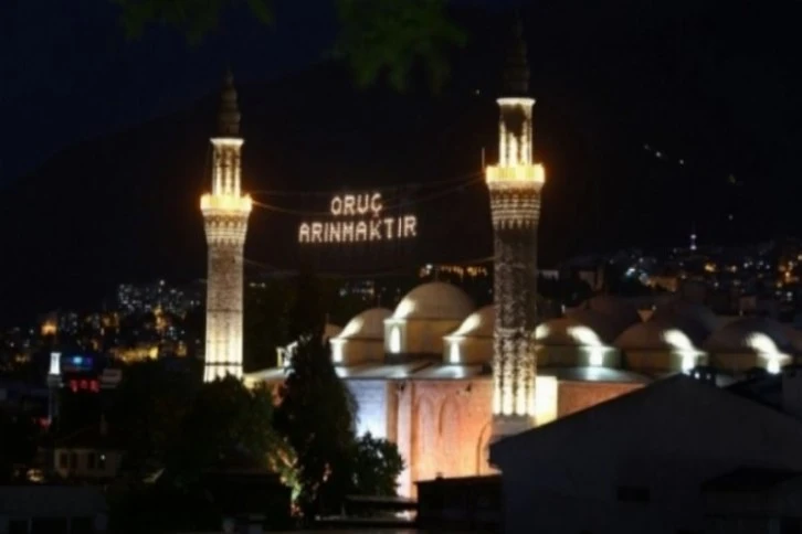 Bursa'da ilk sahur ve iftar vakitleri!