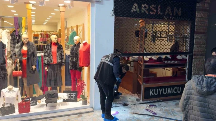 Bursa’da büyük kuyumcu soygunu!