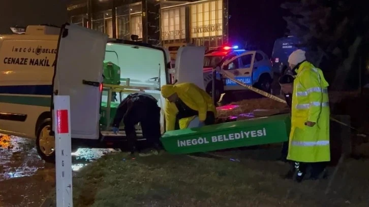 Bursa'da Sevgililer Günü yemeğinden dönerken gerçekleşen kazada hayatını kaybedenlerin kahreden detayı   