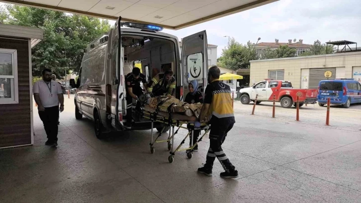 Bursa’da strafor doğrama makinesine kolunu kaptıran işçi...