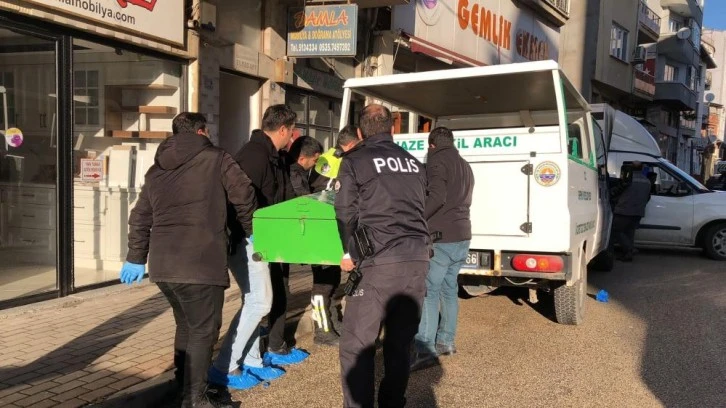 Bursa'da yabancı uyrukluların kaldığı evde bıçaklı kavga: 1 ölü, 2 yaralı