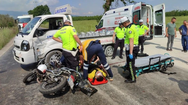 Bursa Orhangazi'de trafik kazası: 1’i ağır 2 yaralı