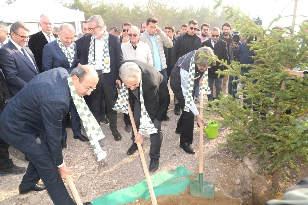 Uludağ Üniversitesi’nin yanan ormanları yeniden yeşeriyor