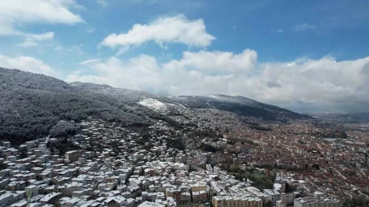 Bursa'ya beyaz yakıştı 