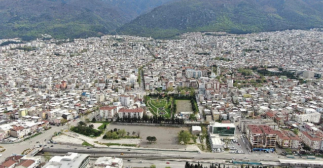 Bursa Yıldırım'da bina, arsasıyla mahkemeden satılıyor