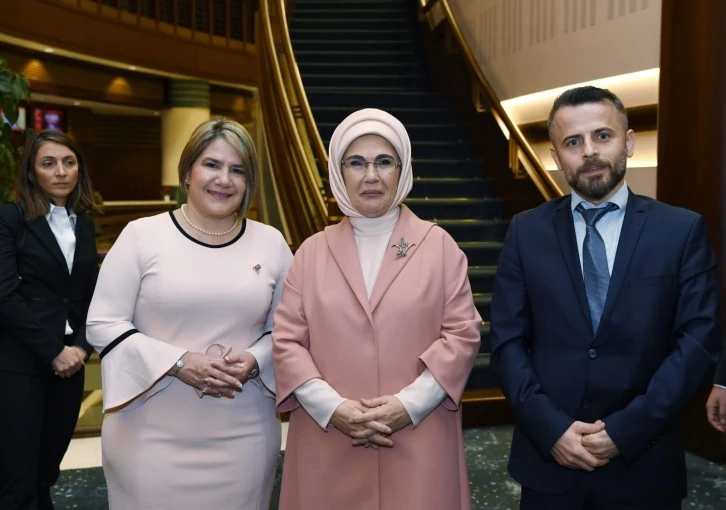 Bursalı kadınlardan Emine Erdoğan'a duygusal mektup