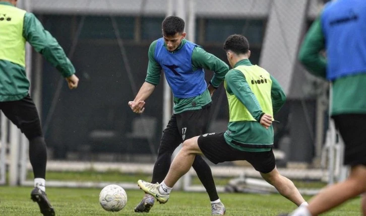 Bursaspor’da Tarsus İdman Yurdu maçı hazırlıkları sürüyor