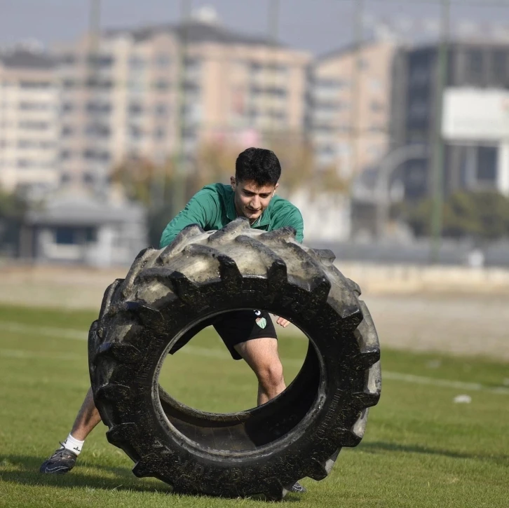 Bursaspor’dan dikkat çeken antrenman
