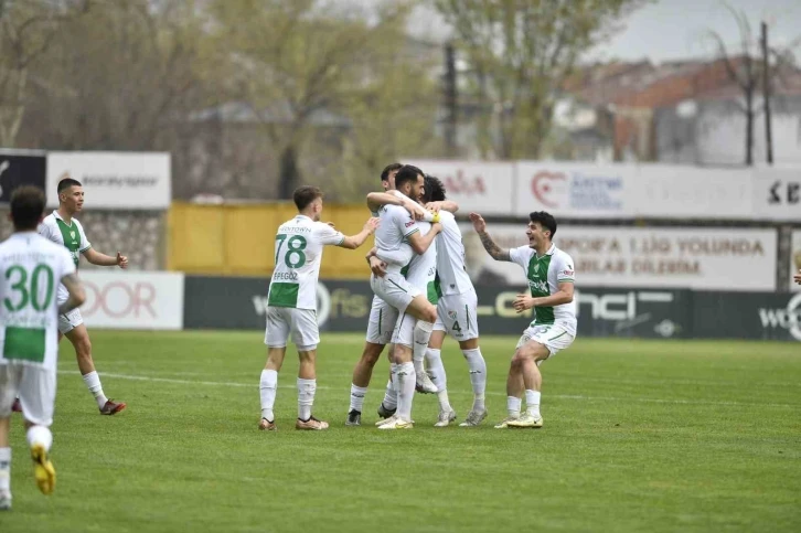 Bursaspor’un Özer Hurmacı ile golcü kimliği ortaya çıktı
