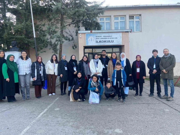 BUÜ’lü öğretmen adaylarına köy okulu deneyimi