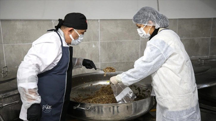 Büyük yıkımın yaşandığı Hatay'daki mutfaklar güvenilir gıda için sıkı takipte