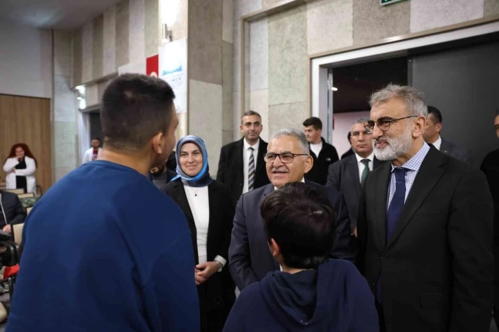 Büyükkılıç, Yıldız ve Aksu’dan engelleri ortadan kaldıran merkeze ziyaret
