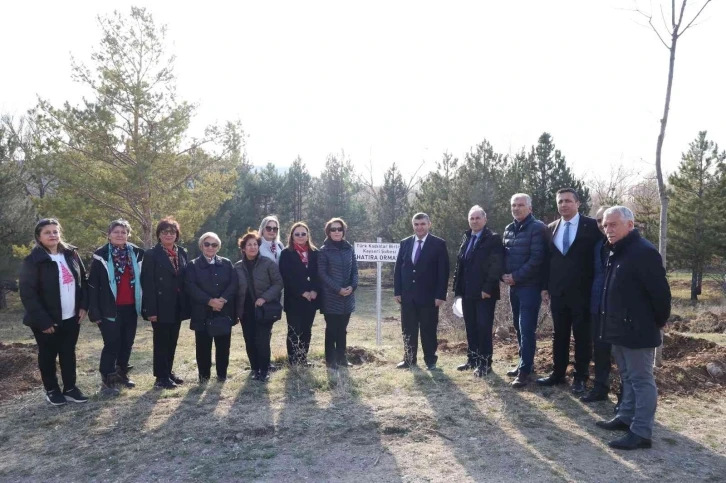 Büyükşehir’den anlamlı günde hatıra ormanı
