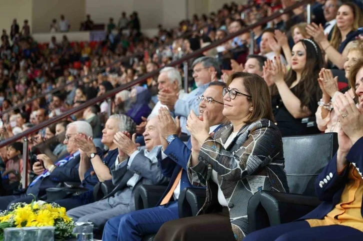 Büyükşehir’den bin bağlama bin umut konseri
